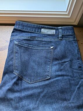 DKNY Slim bootcut Dark Indigo Denim Jeans